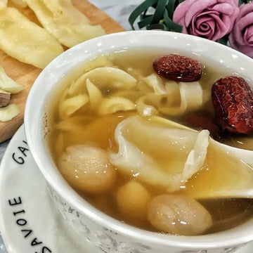 高麗參桂圓花膠燉雞湯 (8-10人)
